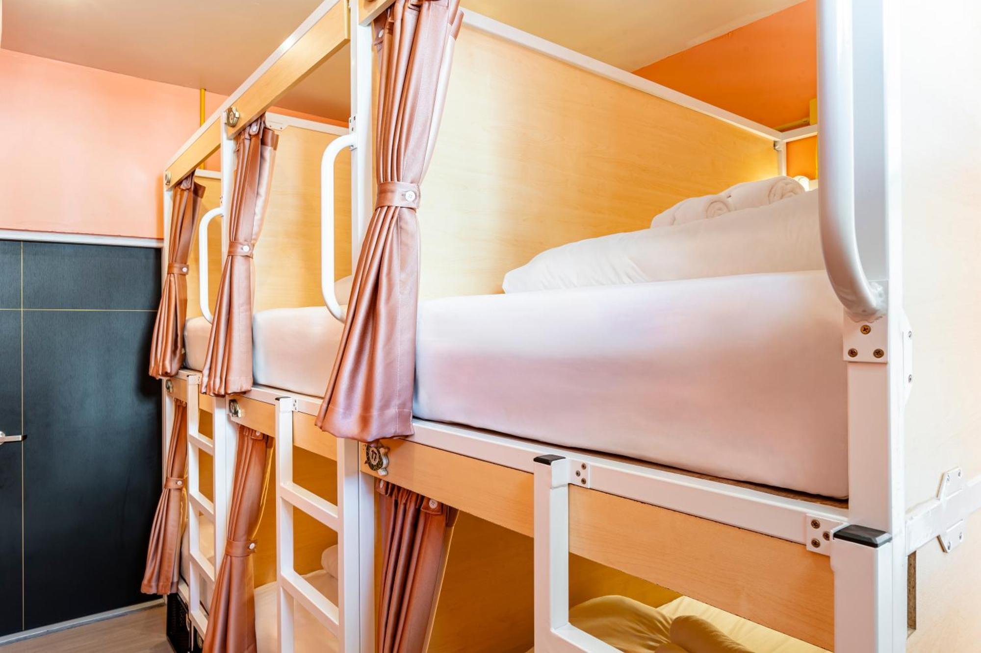 Sweett Lemon Hostel Patong 외부 사진